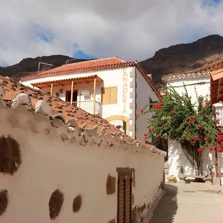 Casa Reyes Apta Reyes *