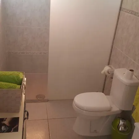 Casa Reyes Apta Reyes *