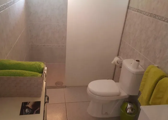 Casa Reyes Apta Reyes *